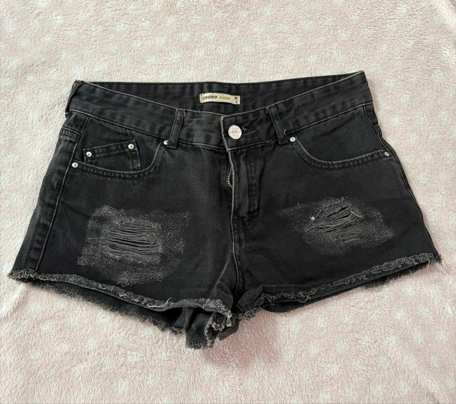 🖤 Black Cropp Shorts | Size 36 🖤